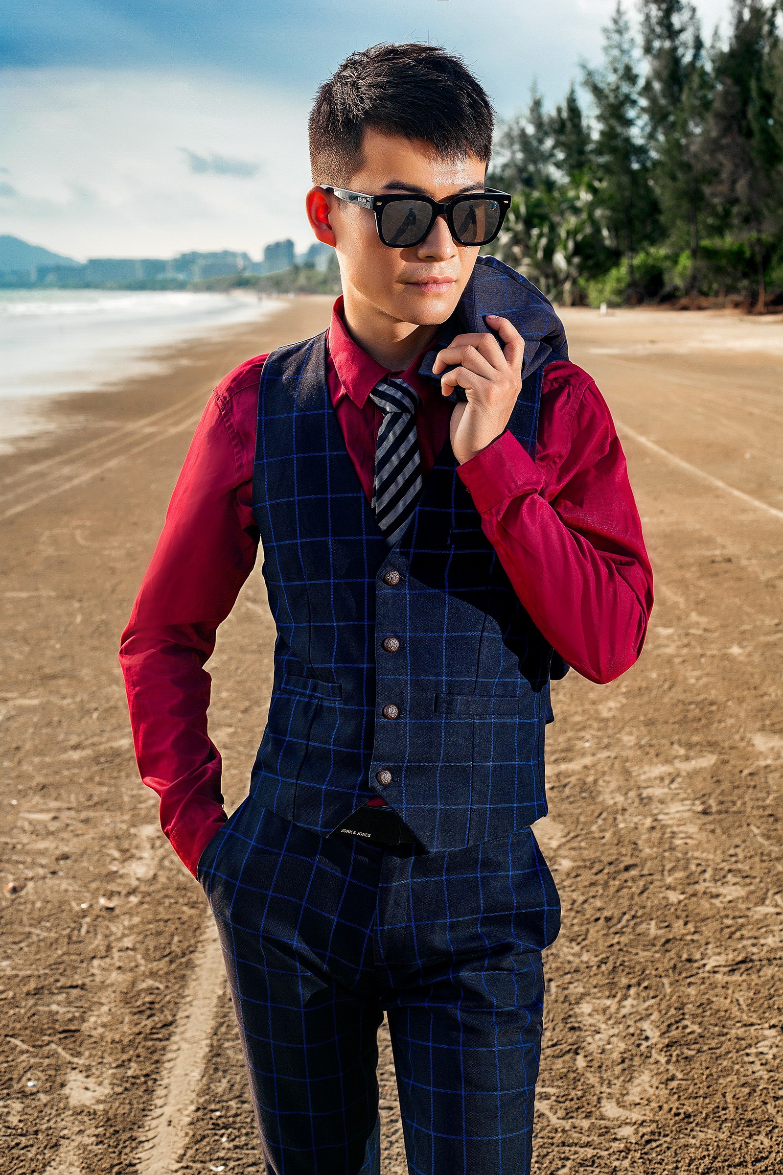 男士西服,西裝禮服,男士西裝,西服推薦,西服訂製,西服出租,西裝價格,西裝推薦